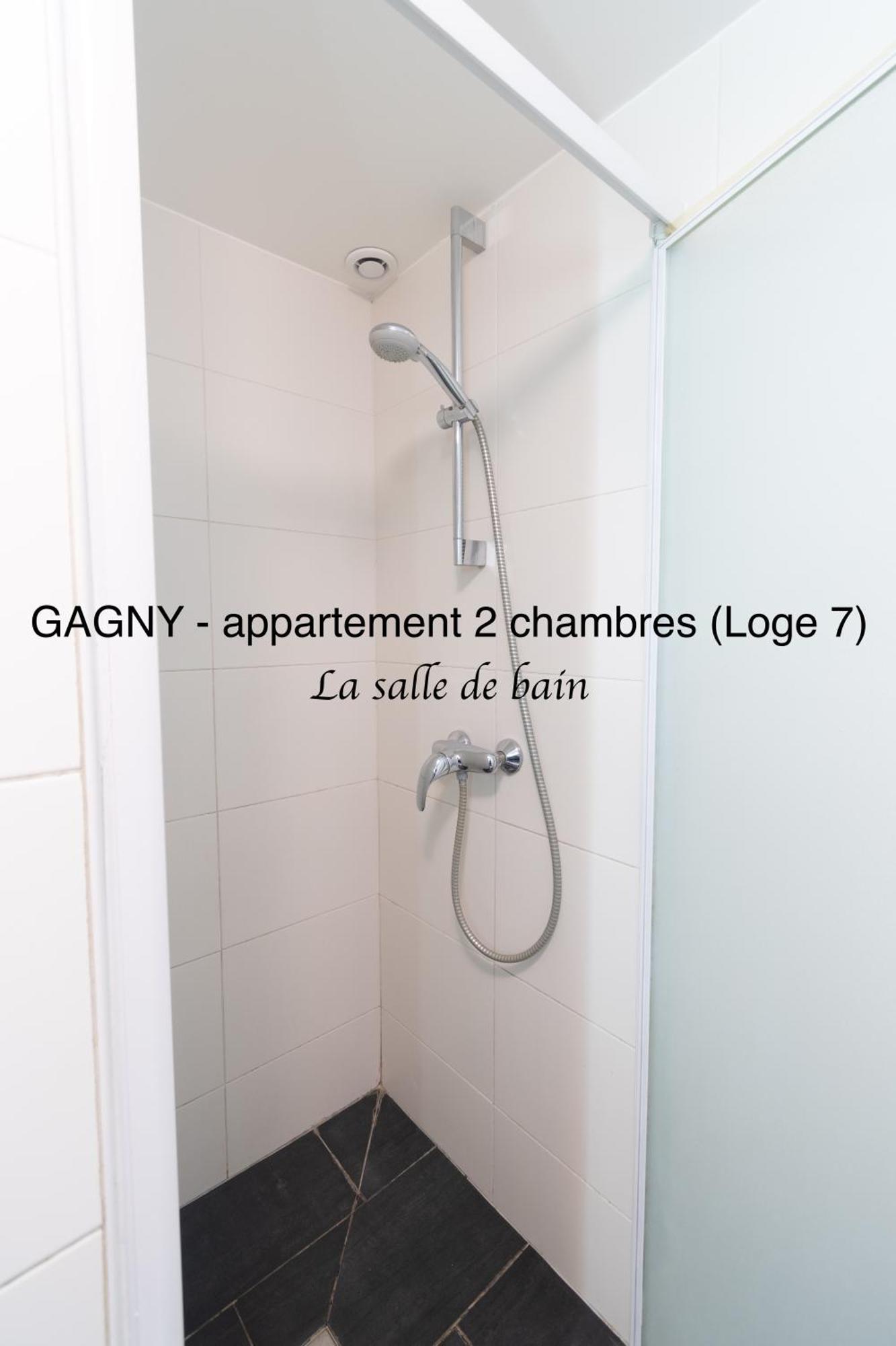 Gagny Le Hangar Fleuri מראה חיצוני תמונה